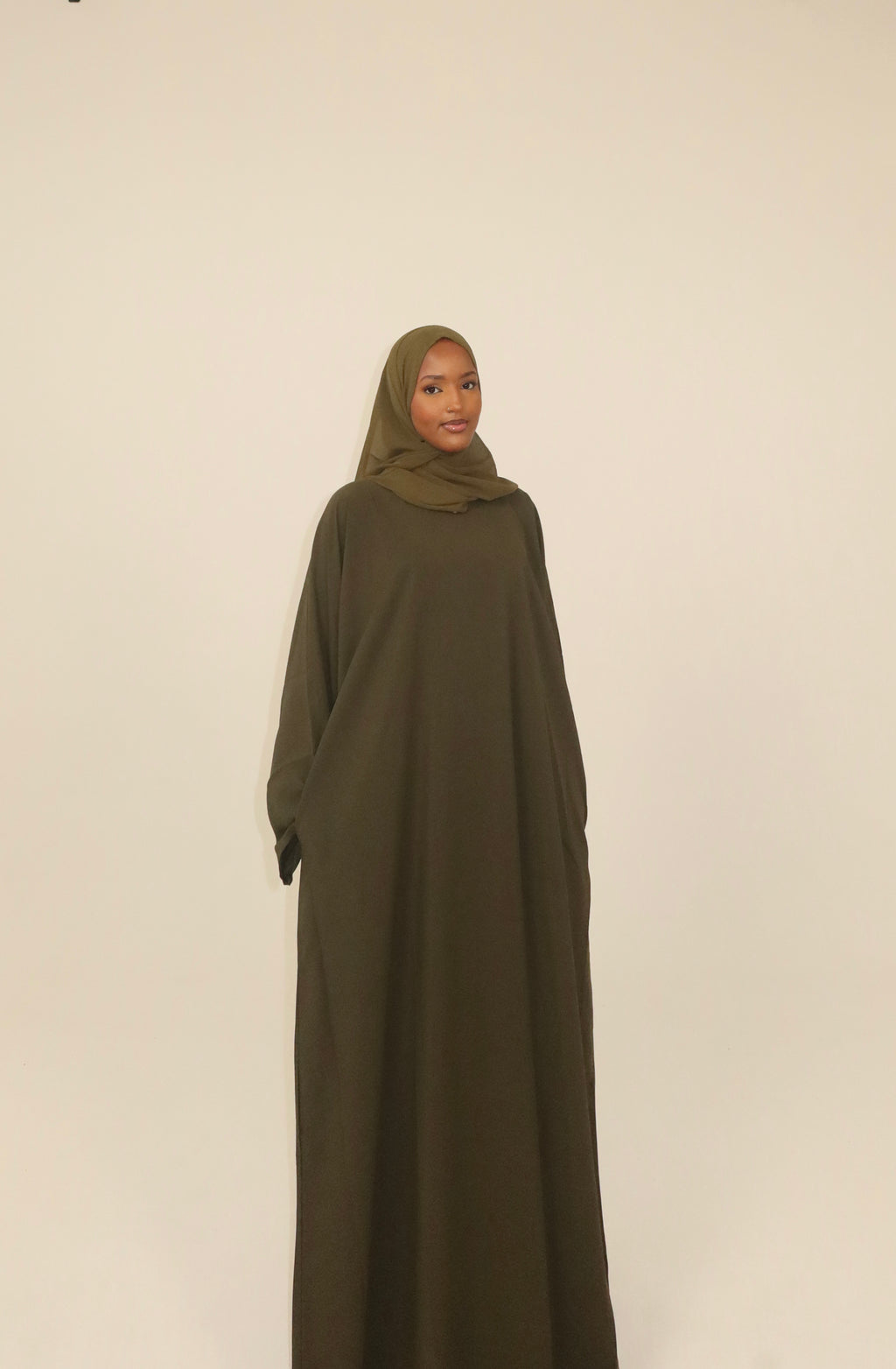 CANVAS ABAYA