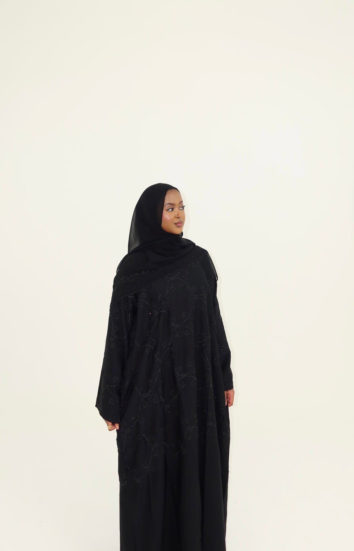 Baby's Breath Black Abaya