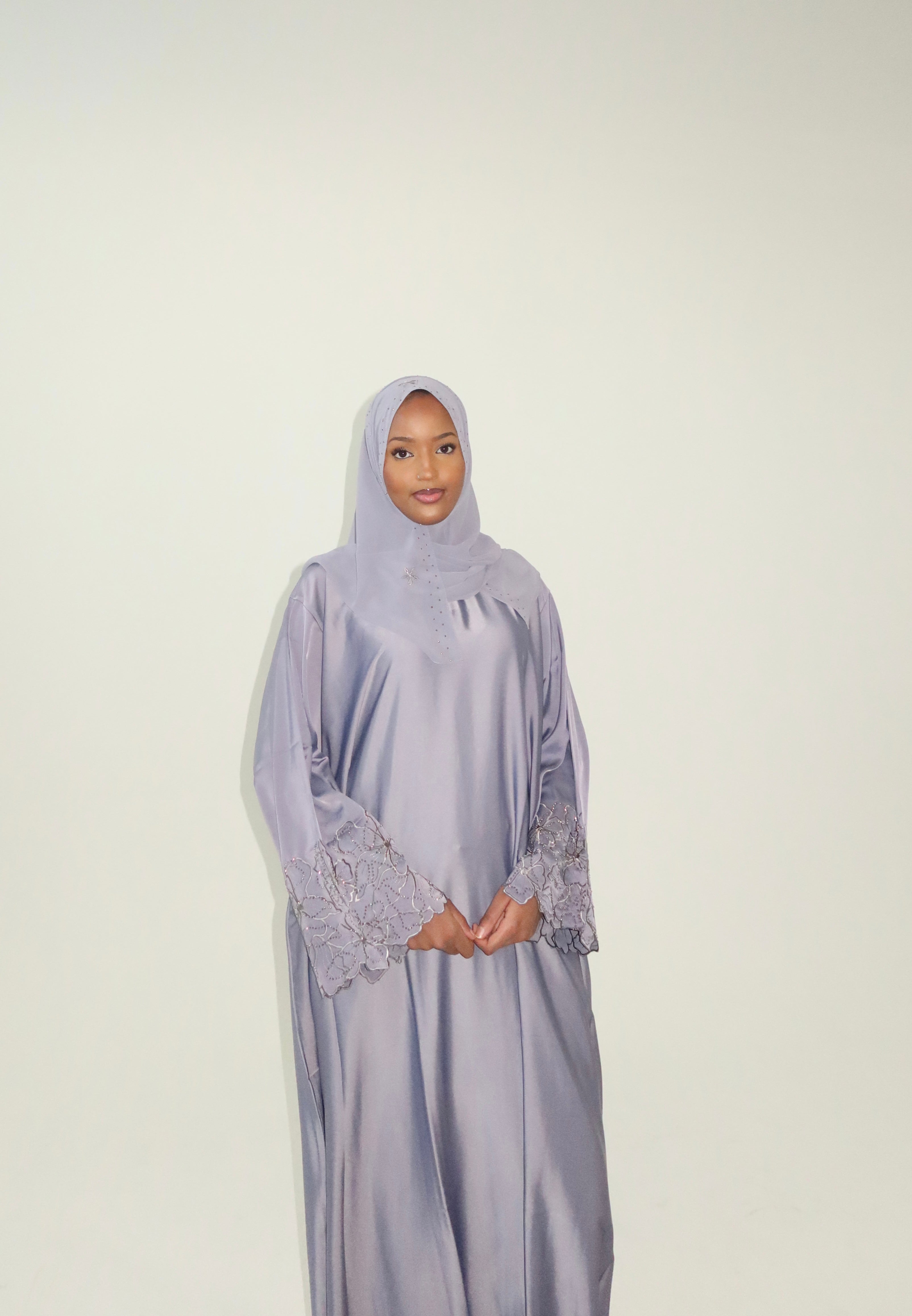 BLOSSOM SLEEVE ABAYA
